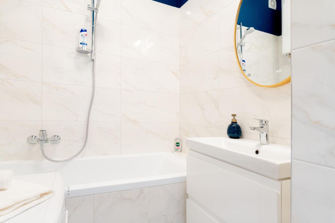 Ujbuda Rest With Air Condition And Balcony Appartement *